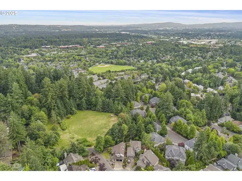 13449 Vermeer Drive Lake Oswego OR 97035