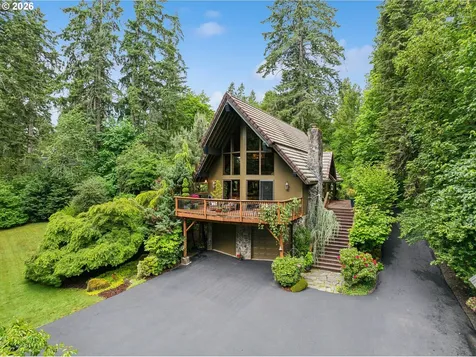 30625 SW Riverwood Drive West Linn OR 97068