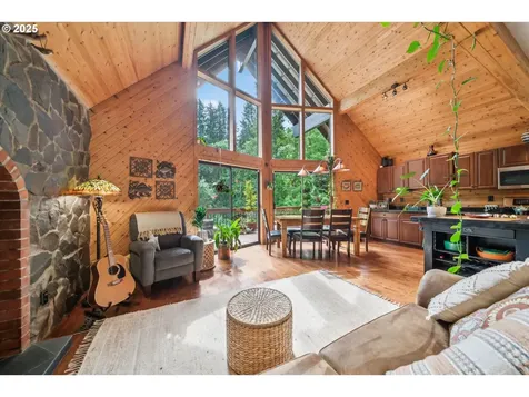 30625 SW Riverwood Drive West Linn OR 97068