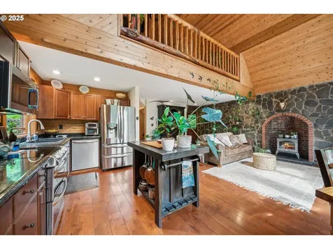 30625 SW Riverwood Drive West Linn OR 97068