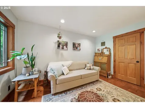 30625 SW Riverwood Drive West Linn OR 97068