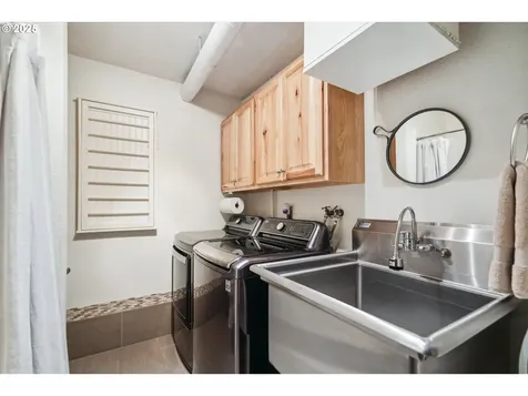 30625 SW Riverwood Drive West Linn OR 97068