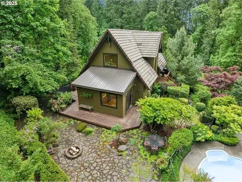 30625 SW Riverwood Drive West Linn OR 97068