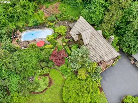 30625 SW Riverwood Drive West Linn OR 97068
