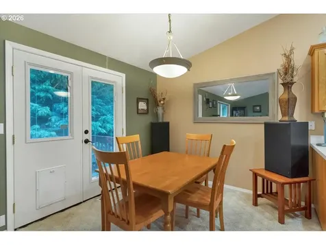 4233 Heavens Way S Salem OR 97302