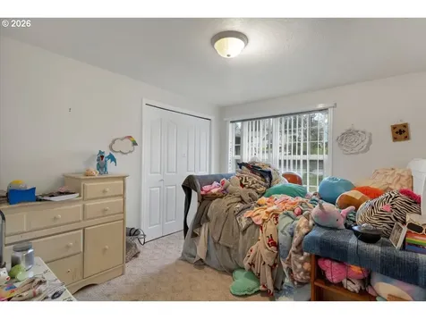 4233 Heavens Way S Salem OR 97302
