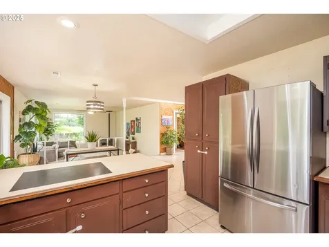1193 Cedar Place Creswell OR 97426