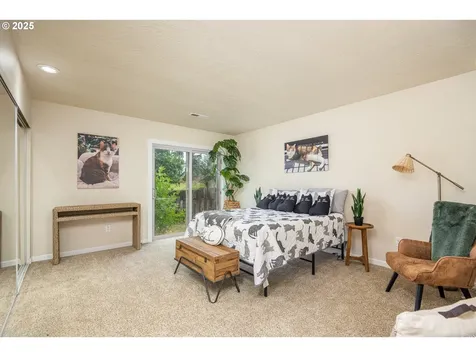 1193 Cedar Place Creswell OR 97426