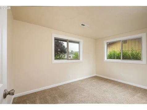 1193 Cedar Place Creswell OR 97426