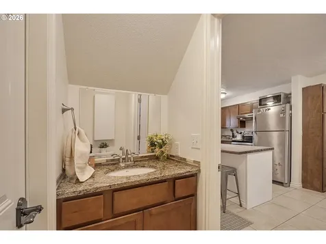 19865 SW 68th Avenue Tualatin OR 97062