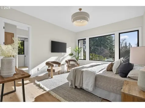 1050 Atwater Road Lake Oswego OR 97034