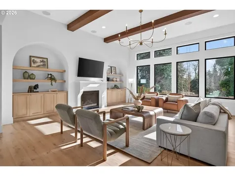 1050 Atwater Road Lake Oswego OR 97034