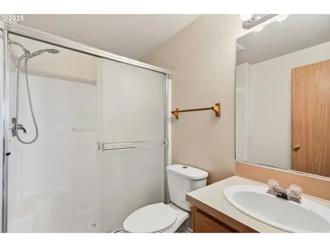123 Wilshire Way Kelso WA 98626