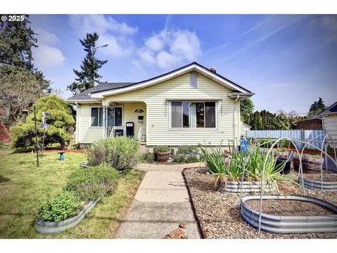 8011 SE Lambert Street Portland OR 97206
