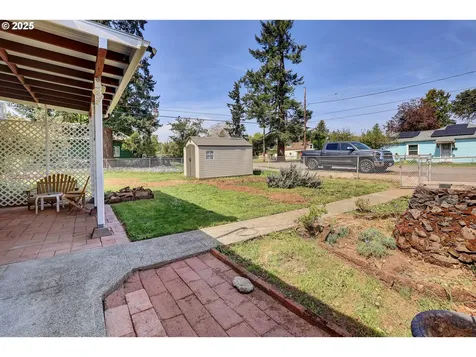 8011 SE Lambert Street Portland OR 97206