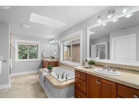 16868 SW Holly Farms Lane Sherwood OR 97140