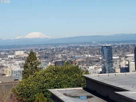 2338 SW 15th Avenue Portland OR 97201