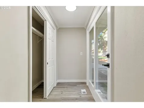 12200 NE 33rd Street Vancouver WA 98682