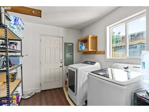 1483 5th Street Springfield OR 97477