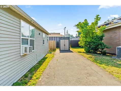 1483 5th Street Springfield OR 97477