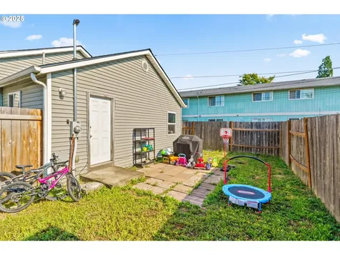 1483 5th Street Springfield OR 97477