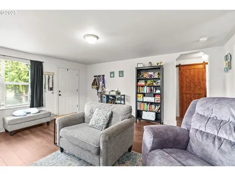 1483 5th Street Springfield OR 97477