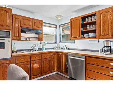 1483 5th Street Springfield OR 97477