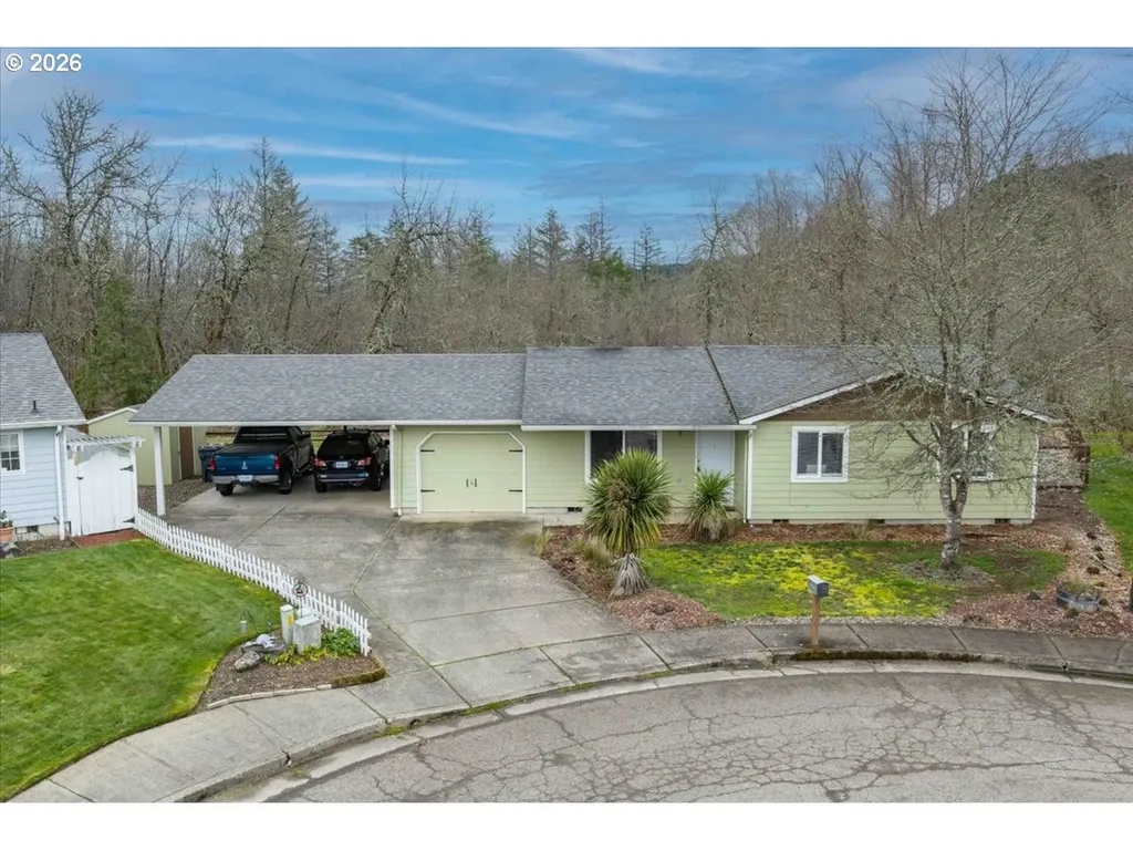 2990 Harding Court Sweet Home OR 97386