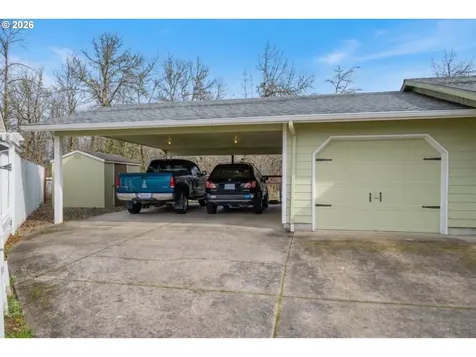 2990 Harding Court Sweet Home OR 97386