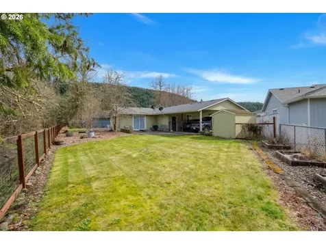 2990 Harding Court Sweet Home OR 97386