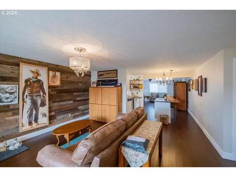 2990 Harding Court Sweet Home OR 97386