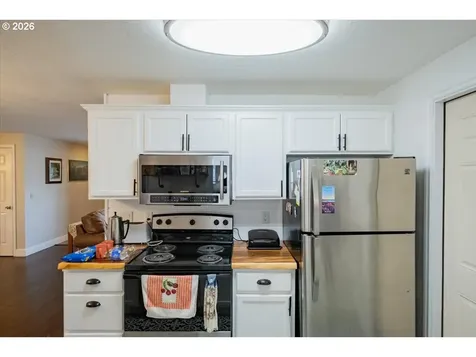 2990 Harding Court Sweet Home OR 97386