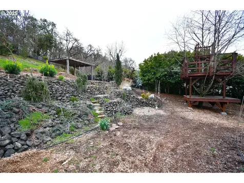2360 NW Witherspoon Avenue Roseburg OR 97471