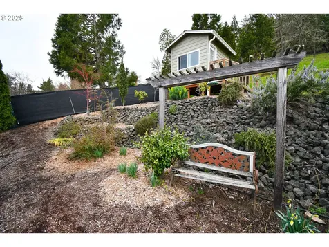 2360 NW Witherspoon Avenue Roseburg OR 97471