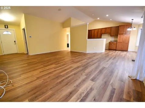 2360 NW Witherspoon Avenue Roseburg OR 97471