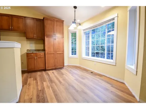 2360 NW Witherspoon Avenue Roseburg OR 97471
