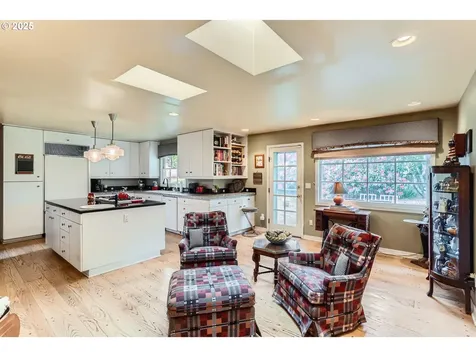 2335 SW Garden View Avenue Portland OR 97225