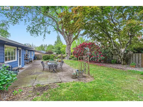 2335 SW Garden View Avenue Portland OR 97225