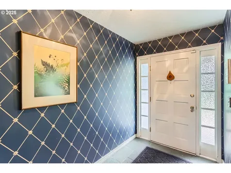 2335 SW Garden View Avenue Portland OR 97225