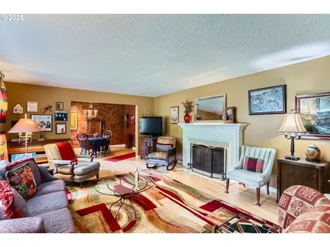 2335 SW Garden View Avenue Portland OR 97225