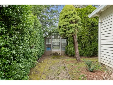 495 SW 167th Avenue Beaverton OR 97006