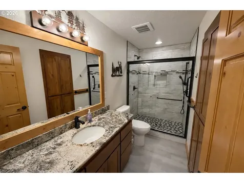 125 Melgard Court Detroit OR 97342