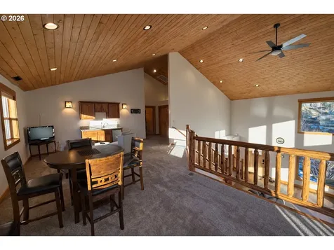 125 Melgard Court Detroit OR 97342
