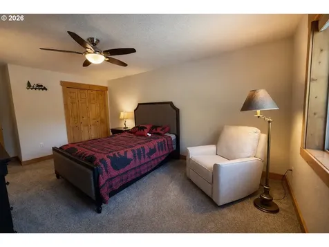 125 Melgard Court Detroit OR 97342