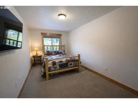 125 Melgard Court Detroit OR 97342