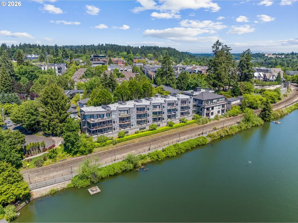 123 3rd Street Lake Oswego OR 97034