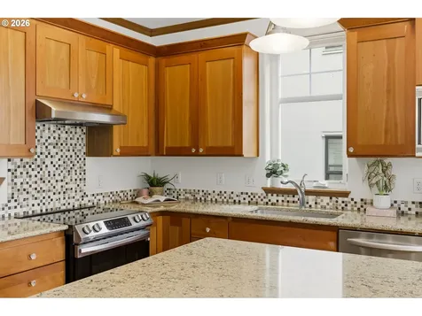 123 3rd Street Lake Oswego OR 97034