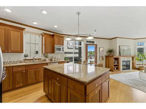123 3rd Street Lake Oswego OR 97034
