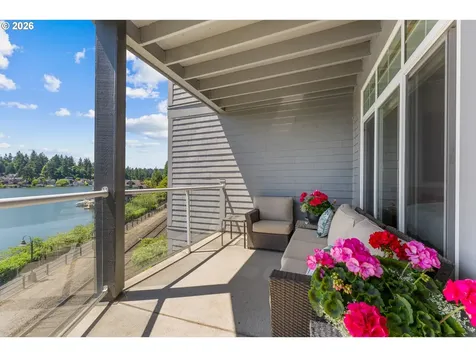 123 3rd Street Lake Oswego OR 97034