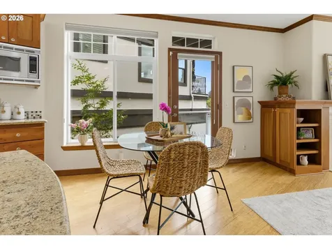 123 3rd Street Lake Oswego OR 97034
